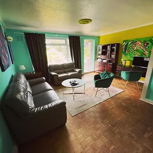 Maisonette Brecon Court Eltham