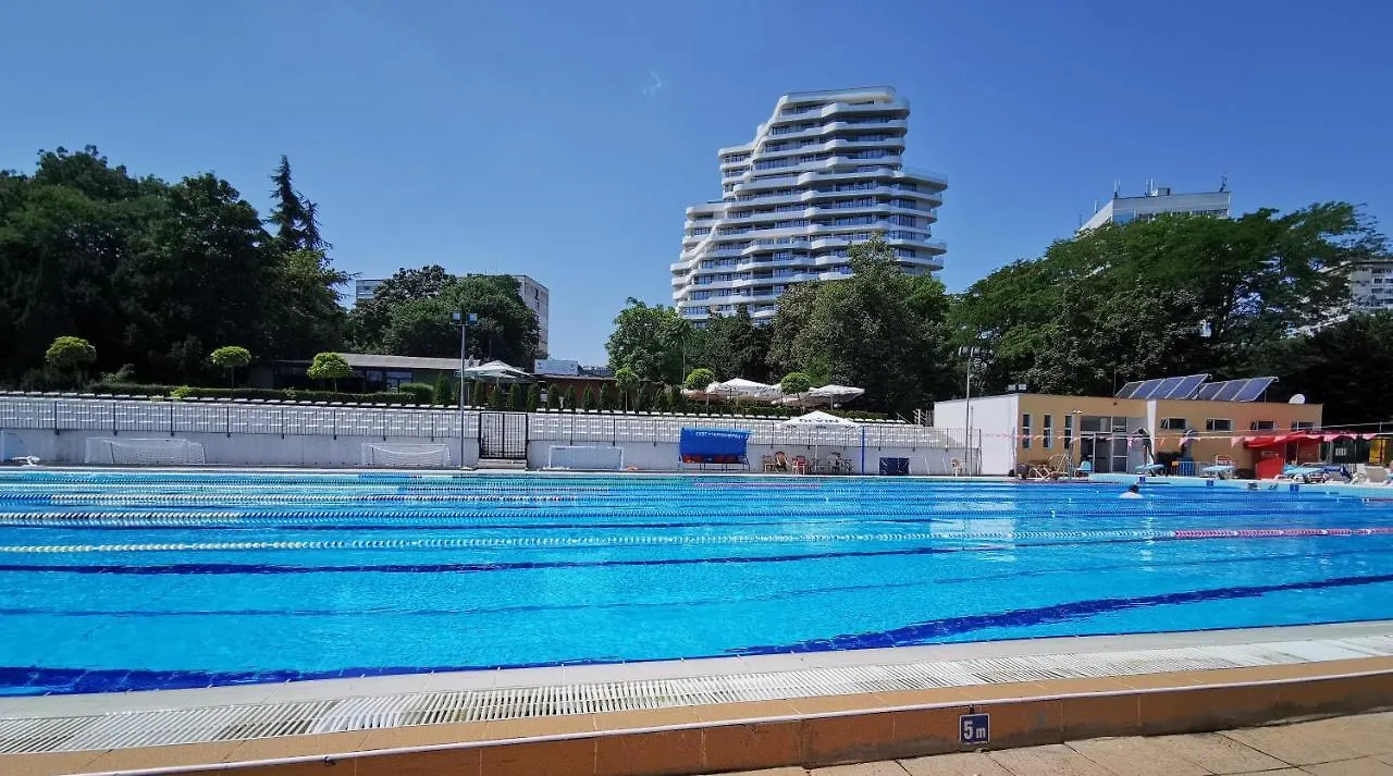 Luxury Apartments Alix Burgas
