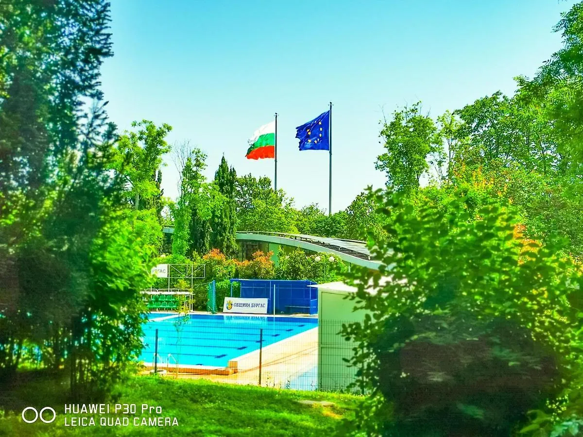 Luxury Apartments Alix Burgas