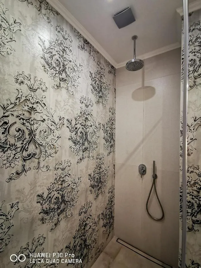 Luxury Apartments Alix Burgas 0*,